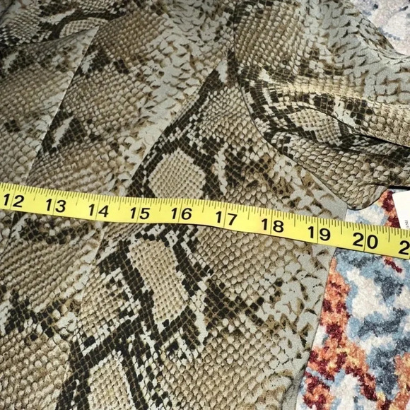 Danny & Nicole Jacket Sz 10P Snake Print Jacket Button Front 1 Piece - Picture 8 of 9